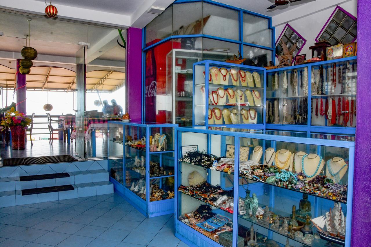 Hotel Dolphin Hikkaduwa Kültér fotó